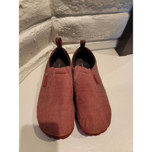 Slip-On Casual Women’s Shoes in Dusty Rose